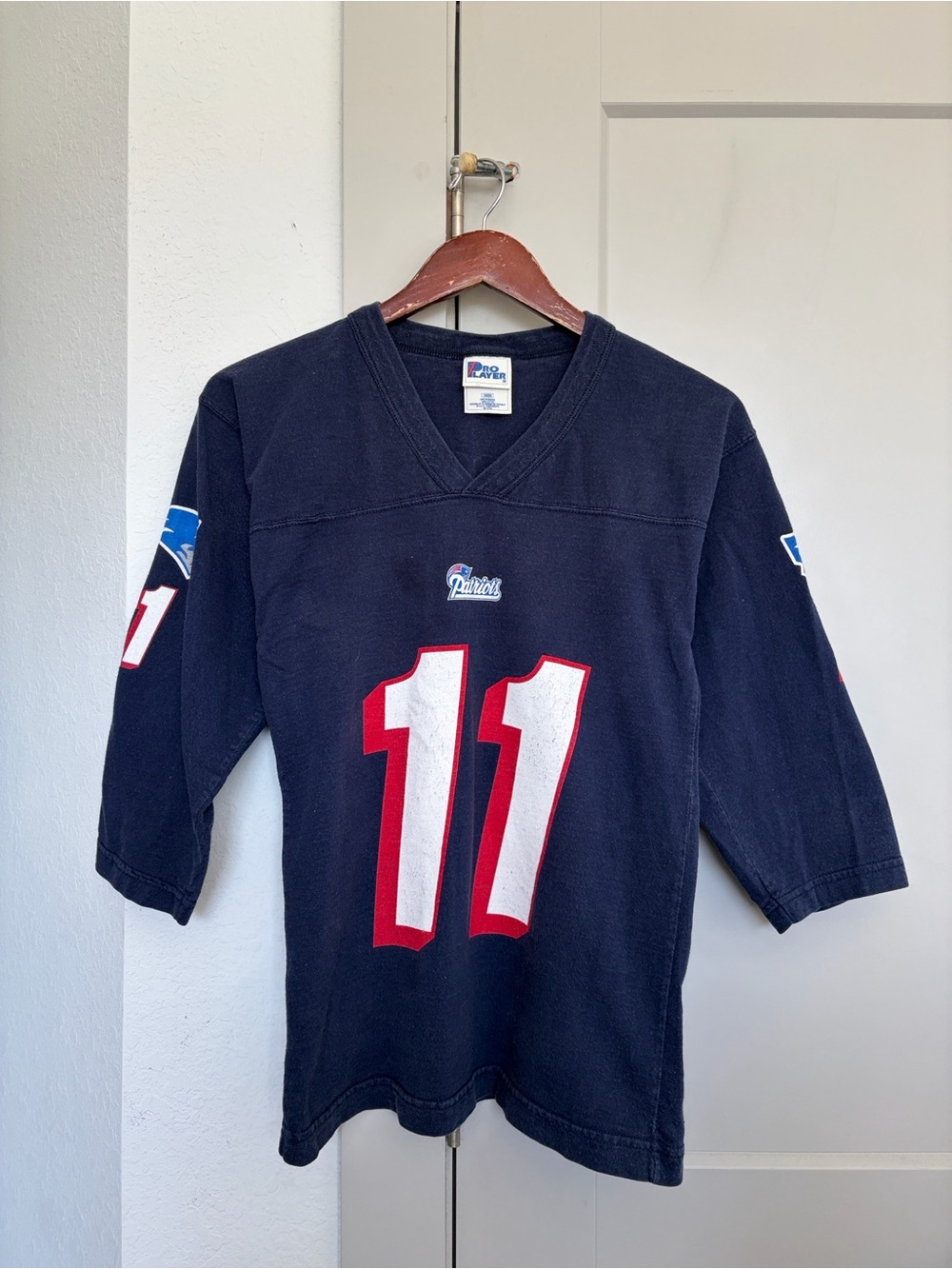 VINTAGE PRO PLAYER NFL NEW ENGLAND PATRIOTS FOOTBALL JERSEY SHIRT NAVY KIDS XL